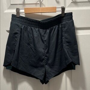 Girlfriend Collective Black Athletic Shorts Lightweight Elastic Waist